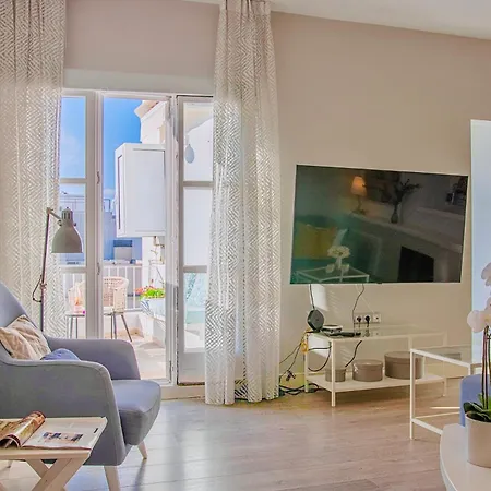 Bonaire Penthouse 2 Terraces Steps From 锡切斯